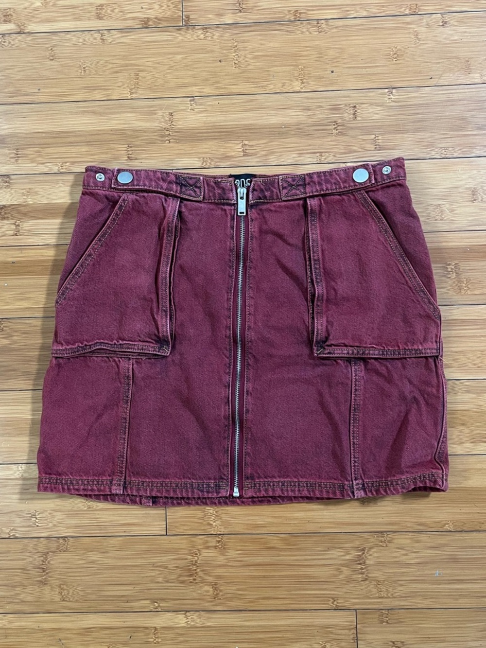 BDG Urban Outfitters Stone Wash Utility Chic Denim Berry Front-Zip Mini Skirt - Picture 2 of 10